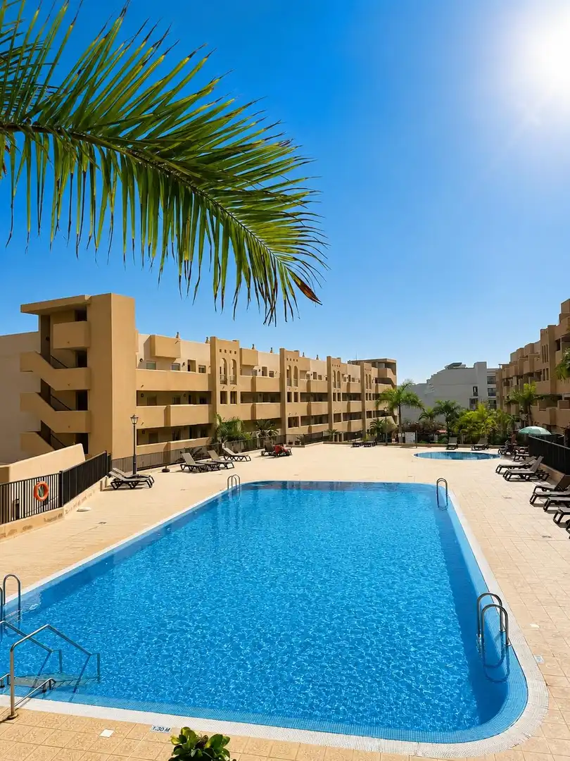 Schwimmbecken von Wohnungen zur Miete in Adeje mit Privatgarten, Terrasse und Gemeinschaftspool