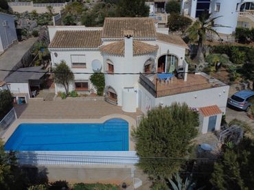 Villa avec piscine à vendre à Sanet y Negrals