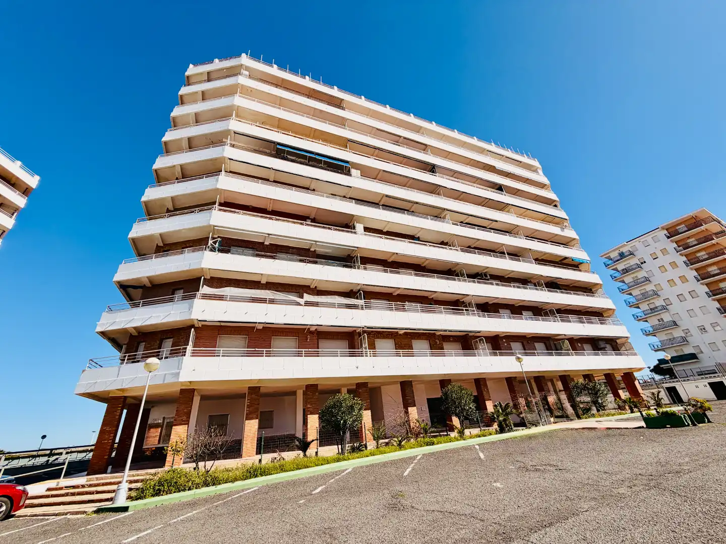 Vista exterior de Pis en venda en Punta Umbría amb Terrassa i Moblat