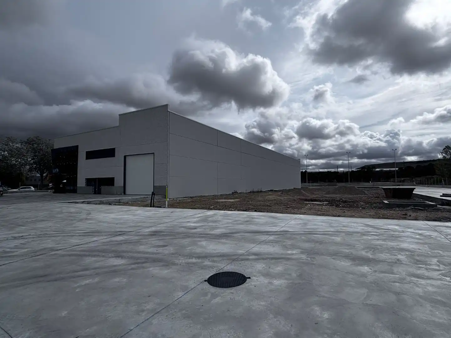 Exterior view of Industrial buildings for rent in Burgos