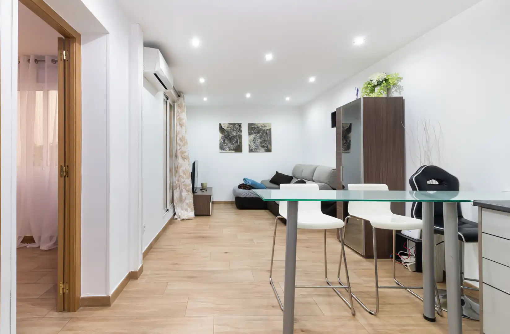 Sala d'estar de Apartament en venda en Madrid amb Aire condicionat, Calefacció i Moblat