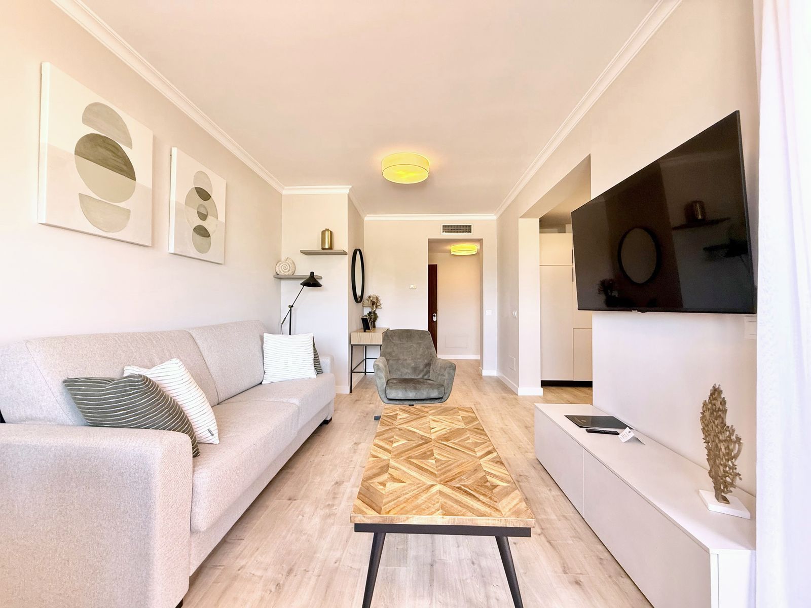 Sala de estar de Apartamento en venta en Benahavís con Aire acondicionado, Terraza y Trastero