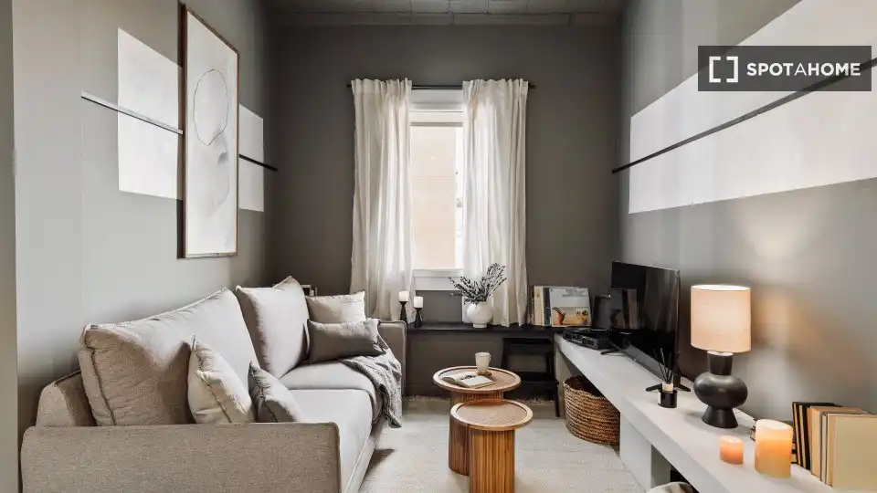 Room in Sant Gervasi i la Bonanova