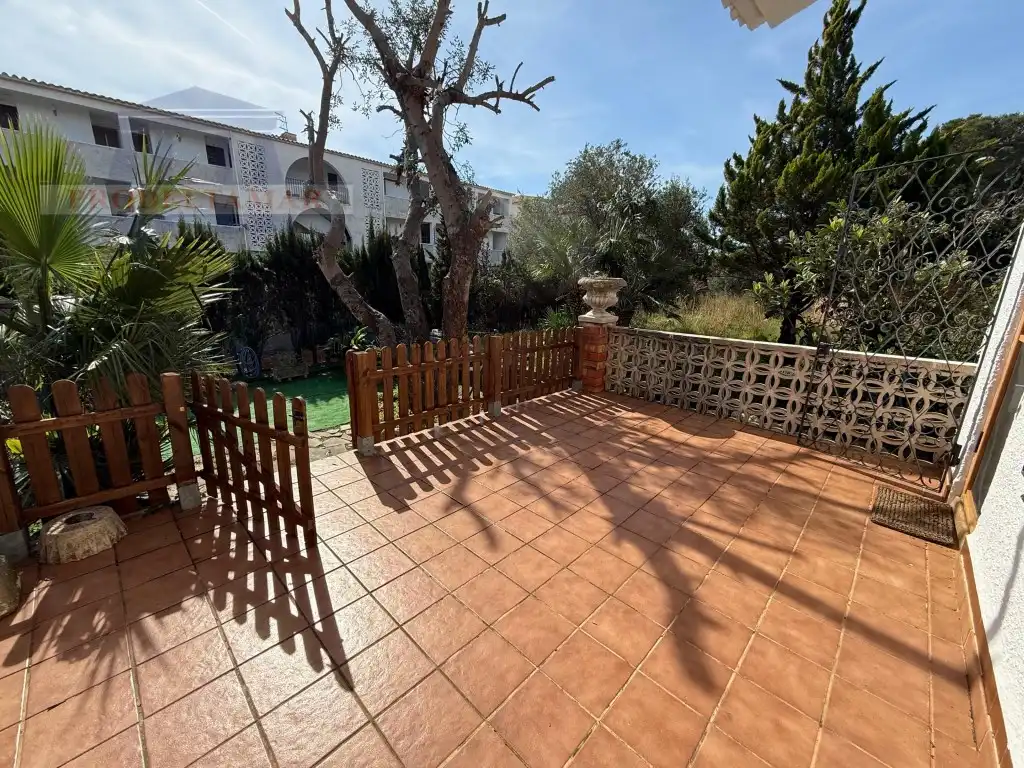 Terraza de Casa adosada en venta en Mont-roig del Camp