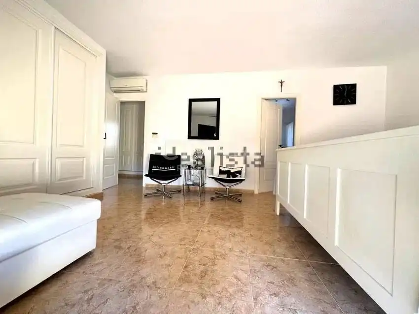 Sala d'estar de Casa o xalet en venda en La Nucia amb Aire condicionat, Calefacció i Jardí privat