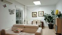 Living room of Single-family semi-detached for sale in Cáceres Capital  with Air Conditioner