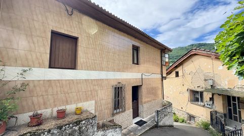 CASA EN BOO CONCEJO DE ALLER DE DOS PLANTAS, 3 HABITACIONES Y 2 BAÑOS, CON ALMACÉN Y VISTAS A LA MONTAÑA, immagine 3
