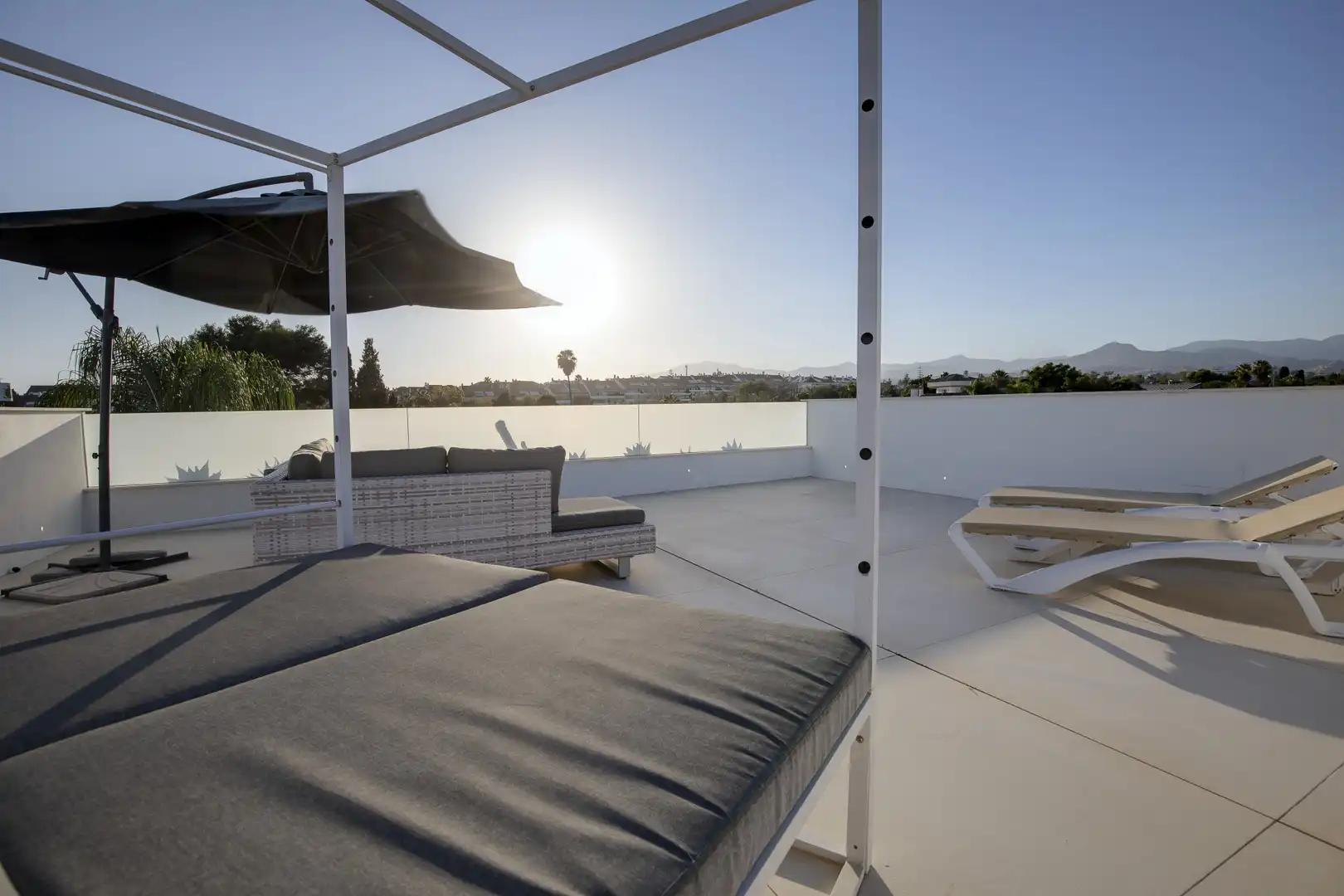 Terraza de Casa o chalet en venta en Marbella con Aire acondicionado, Jardín privado y Terraza