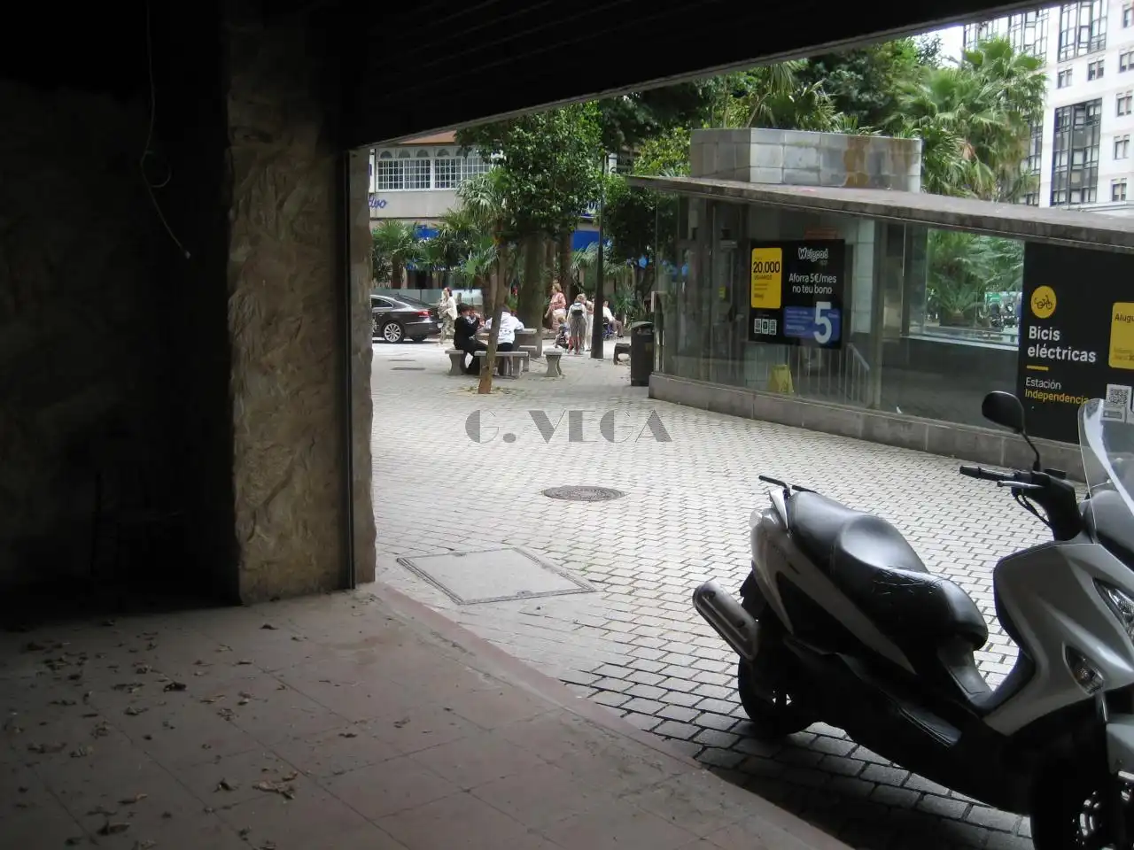 Local comercial de lloguer a Independencia 7, imagen 2