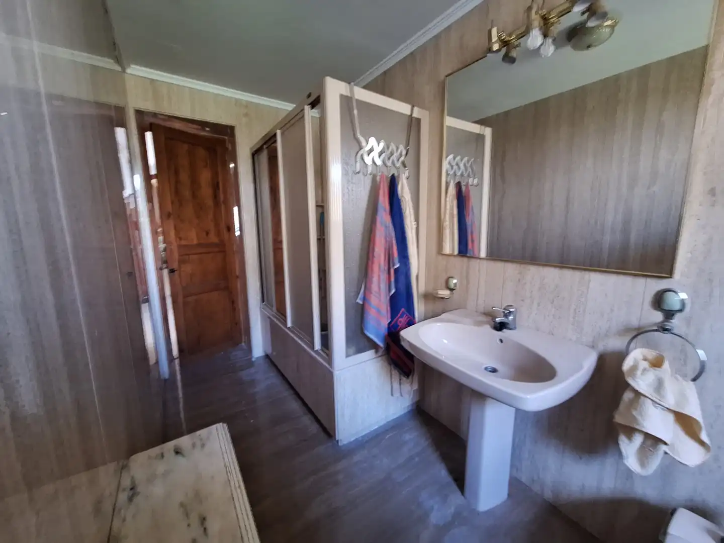 Bathroom of Houses for sale in Estivella  with Private garden and Furnished