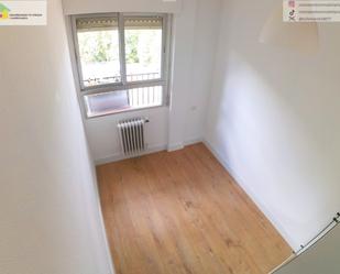 Dormitori de Pis en venda en Matallana de Torío amb Calefacció, Jardí privat i Parquet