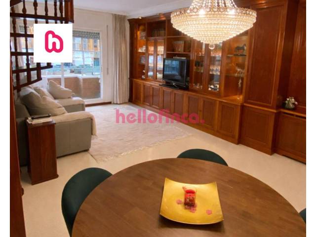 Ático en Venta en Calle santa eulalia en Santa Eulàlia