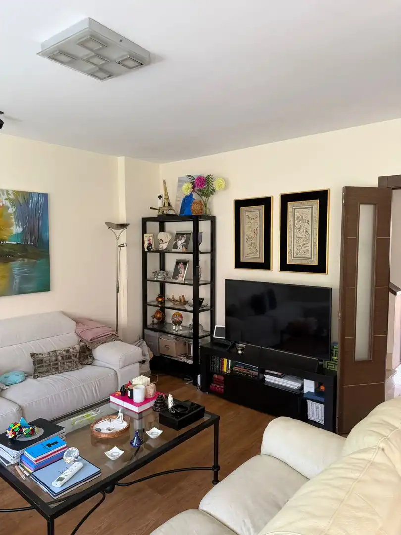 Wohnzimmer von Haus oder Chalet zum Verkauf in Meco mit Klimaanlage, Heizung und Terrasse