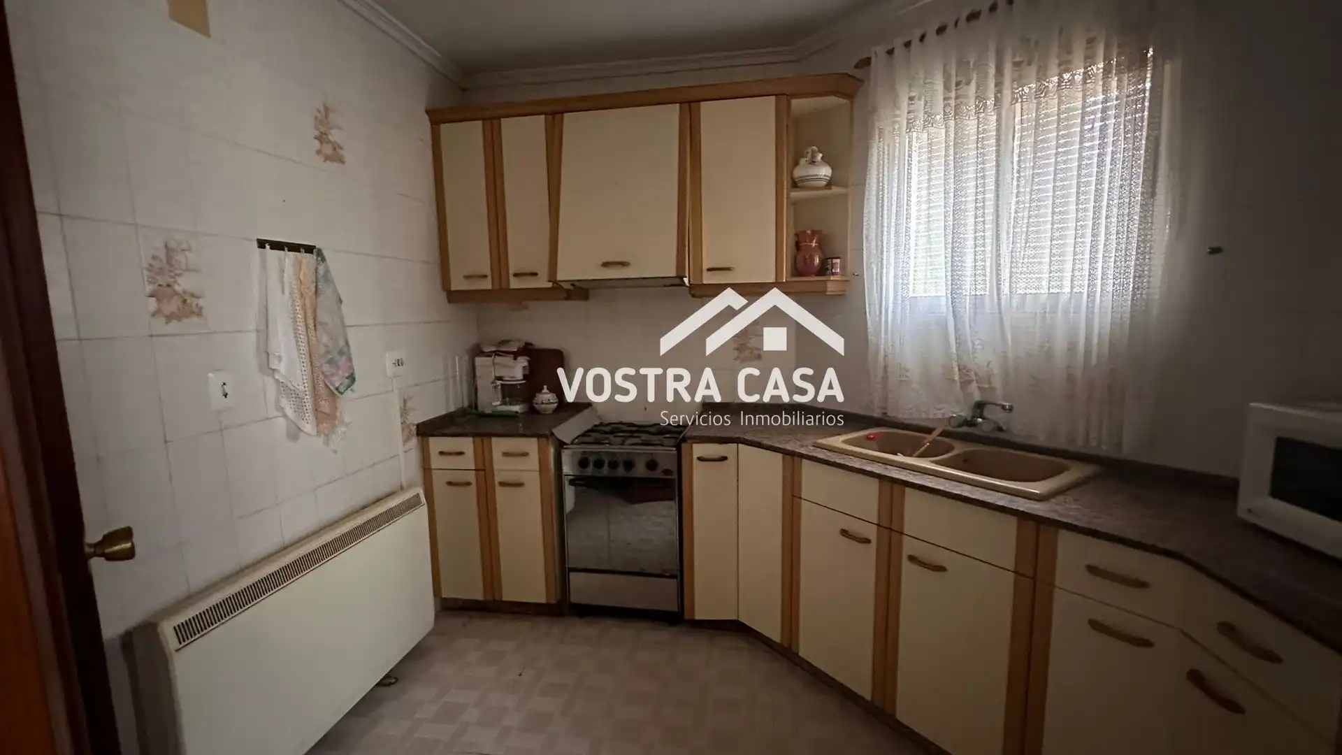 Kitchen of Detached homes for sale in Requena