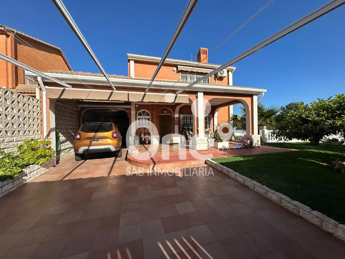 Außenansicht von Haus oder Chalet zum Verkauf in San Antonio de Benagéber mit Klimaanlage, Heizung und Privatgarten