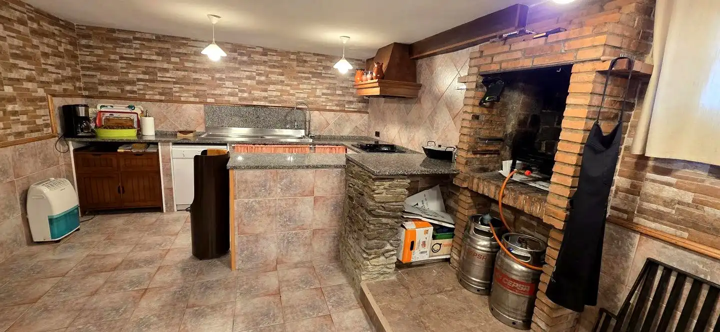 Kitchen of Houses for sale in Valdés - Luarca  with Heating, Private garden and Parquet flooring