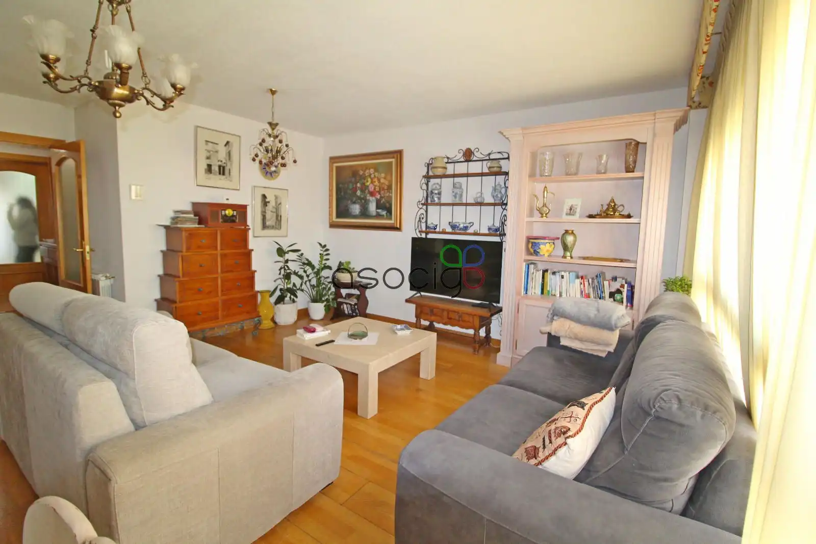 Sala de estar de Piso en venta en Guadalajara con Calefacción y Terraza
