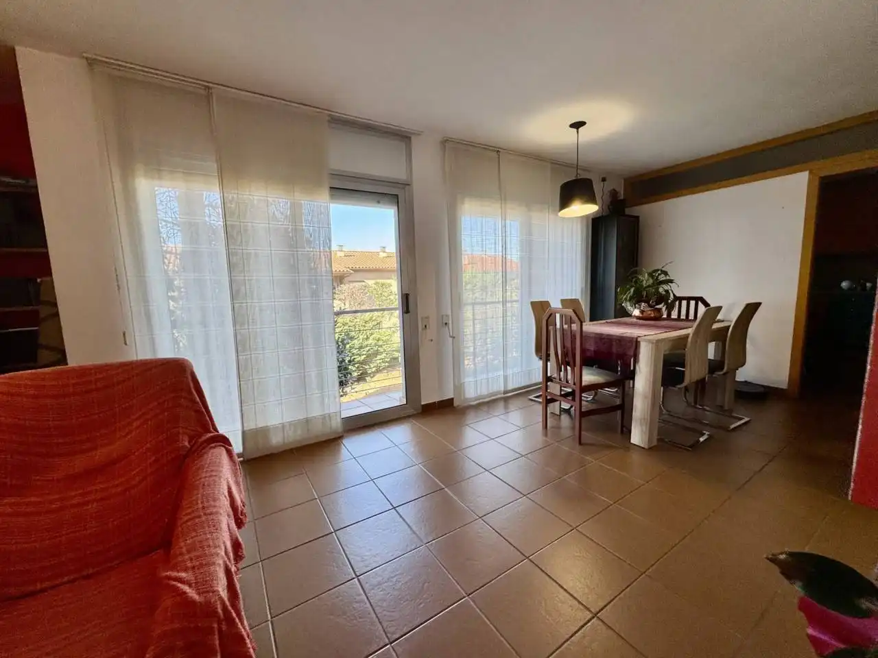 Vista exterior de Casa o chalet en venta en La Roca del Vallès con Aire acondicionado, Calefacción y Jardín privado