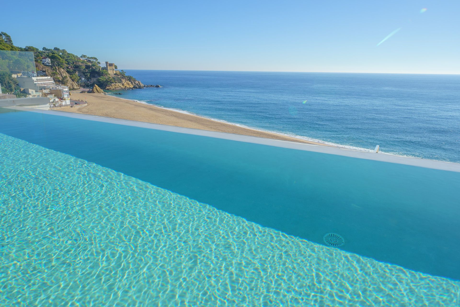 Swimming pool of Flat for sale in Lloret de Mar  with Air Conditioner, Heating and Terrace