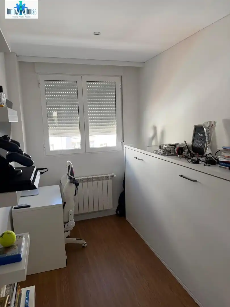Habitación de Ático de alquiler en Albacete con Aire acondicionado, Calefacción y Parquet
