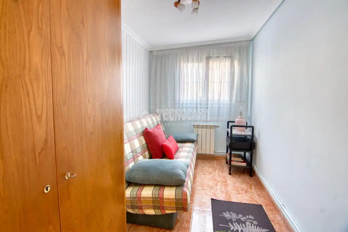 Piso en venta en Alisal - San Román