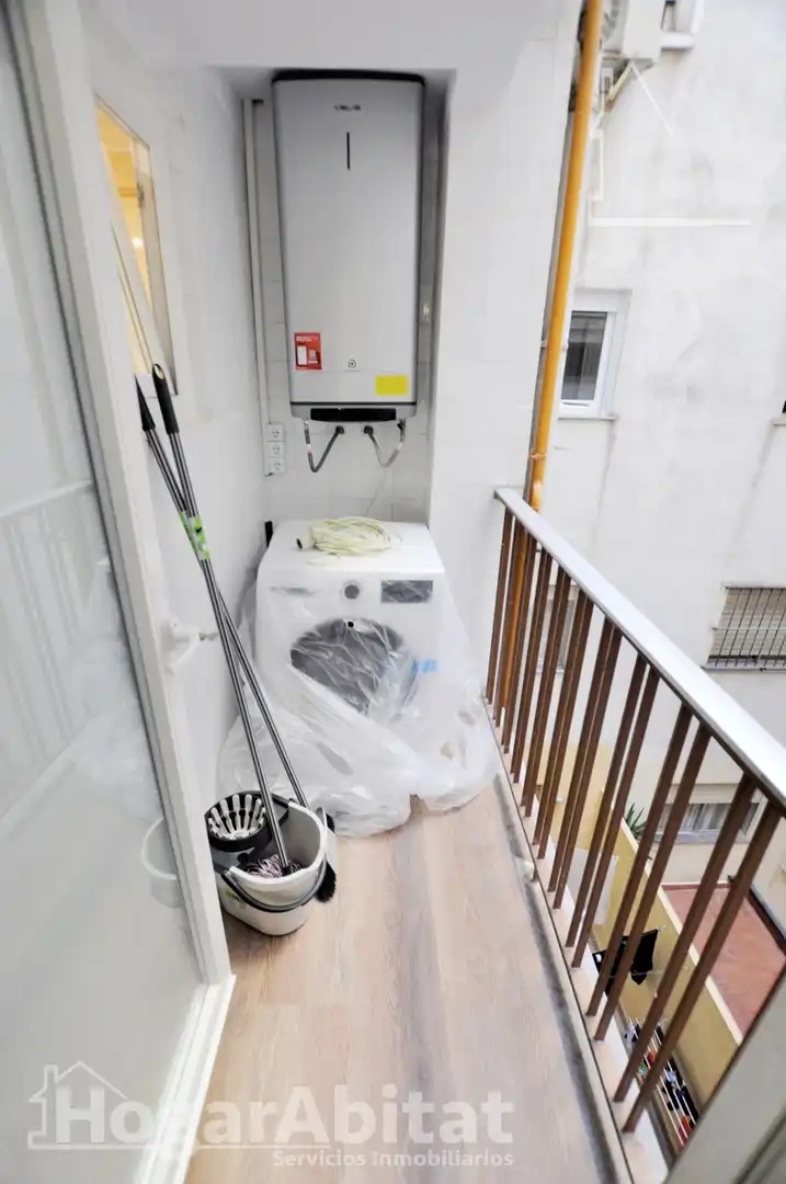 Flat with terrace for sale in Calle de San Vicente Mártir, imagen 11