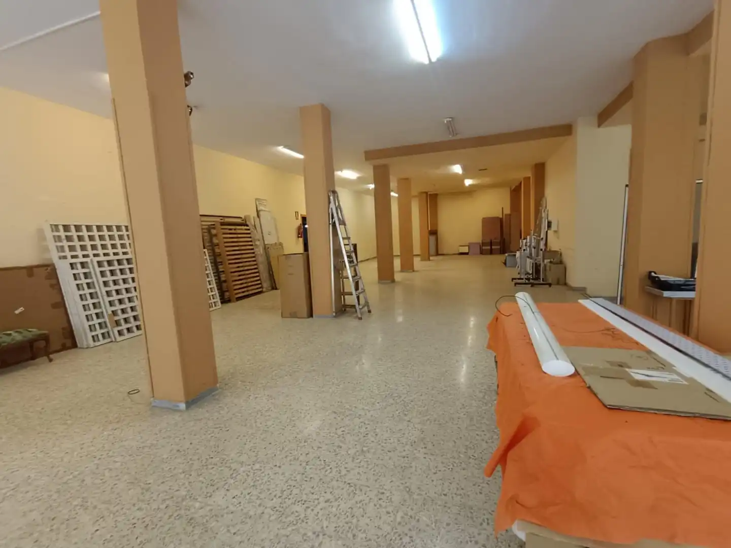 Locale commerciale in vendita a Puig i Ferrater, imagen 4