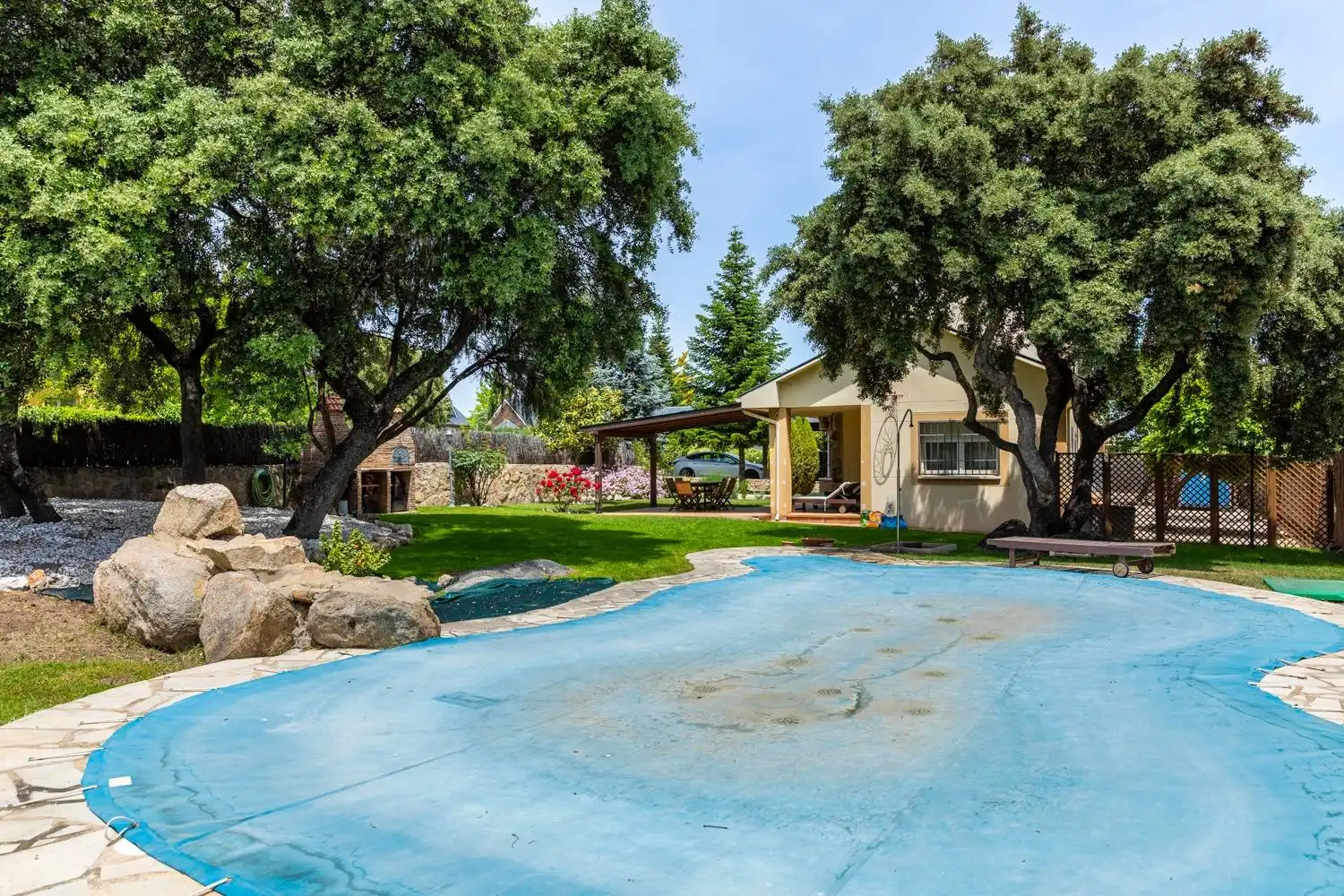 Piscina de Casa o xalet en venda en Valdemorillo amb Piscina comunitària