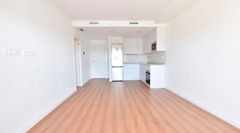 Photo 2 of Flat for rent in Avenida Avenida Pampaneira, Rosaleda - Juventud, Granada Capital