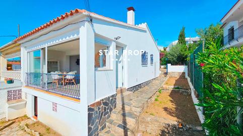 Foto 2 de Casa o xalet en venda a Grifeu - Cap Ras - Els Estanys - Sant Genís, Girona