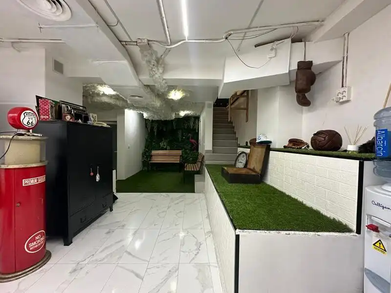 Ground floor for rent in Madrid  with Air Conditioner and Heating