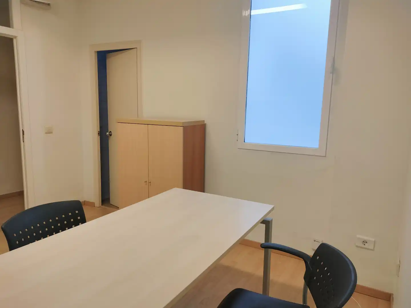 Oficina de lloguer a Carrer de Pérez Pujol, Sant Francesc