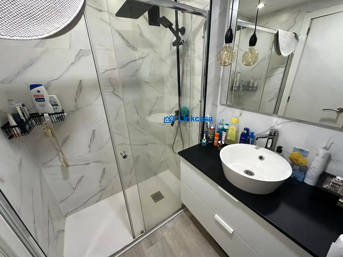 Bathroom of Flat for sale in Madrid  with Heating, Terrace and Balcony