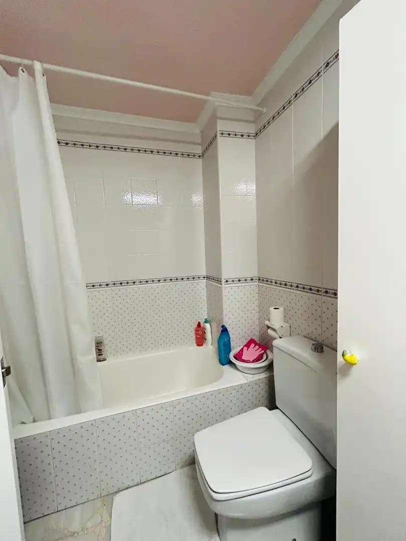 Bathroom of Flat for sale in Petrer  with Air Conditioner, Heating and Balcony