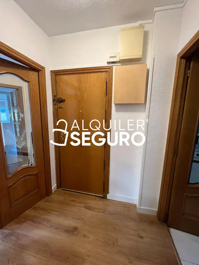 Piso de alquiler en Madrid con Calefacción y Amueblado