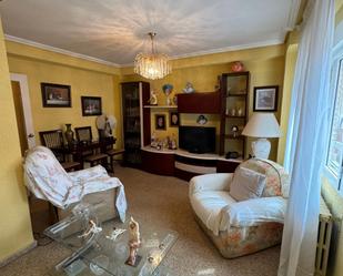 Living room of Flat for sale in  Zaragoza Capital  with Heating, Furnished and Oven