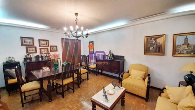 Piso en Venta en Valdepeñas