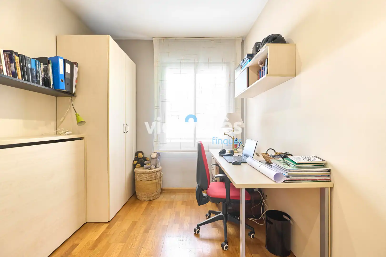 Schlafzimmer von Wohnung zum Verkauf in Barcelona mit Klimaanlage, Heizung und Terrasse