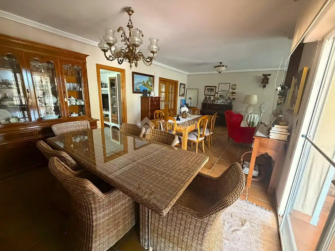 Comedor de Casa o chalet en venta en Badajoz con Aire acondicionado, Jardín privado y Piscina