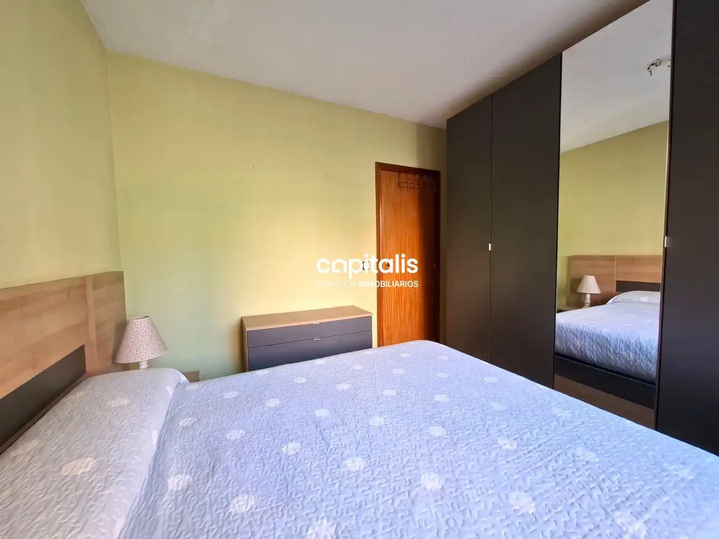 Schlafzimmer von Wohnung zur Miete in Madrid mit Klimaanlage und Heizung