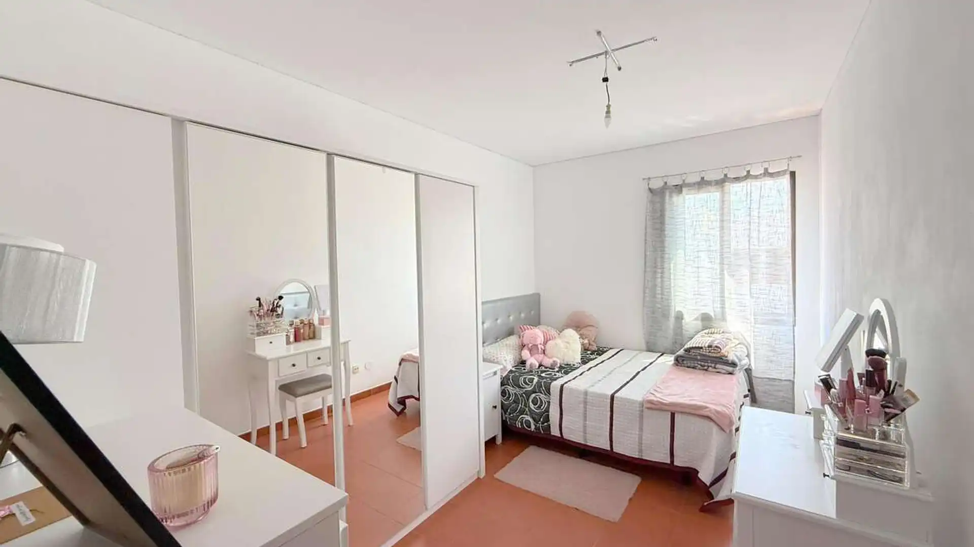 Dormitori de Casa o xalet en venda en Arrecife amb Aire condicionat, Terrassa i Traster