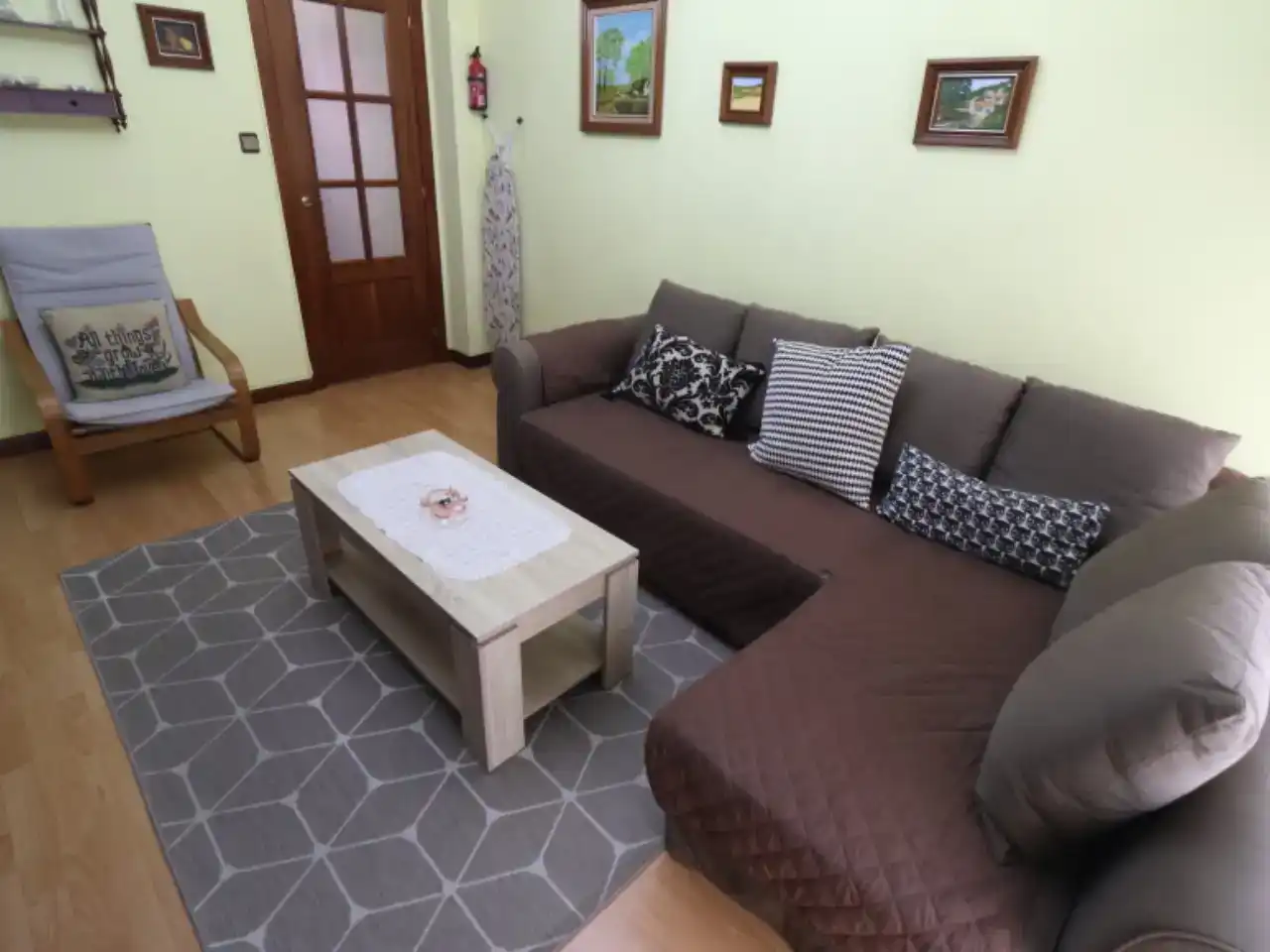 Wohnzimmer von Wohnungen zur Miete in Gijón  mit Balkon
