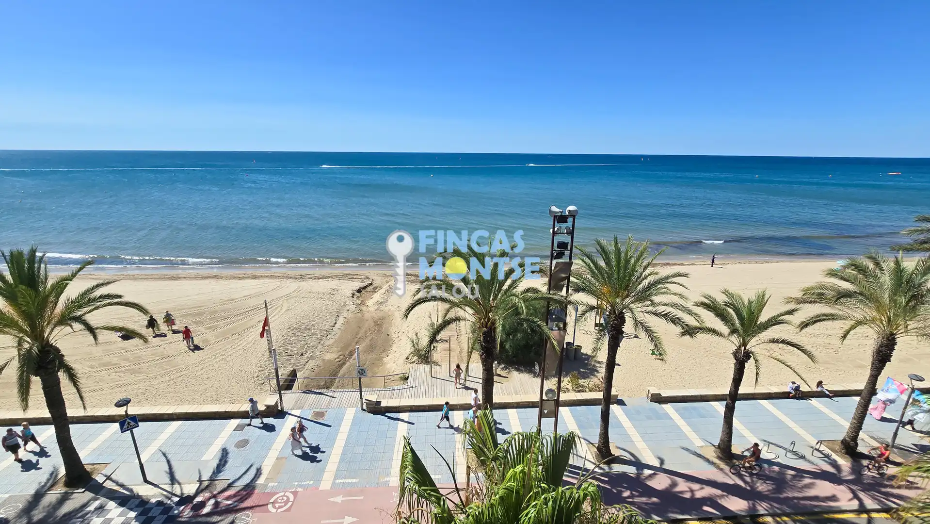 Vista exterior de Apartamento en venta en Salou con Terraza y Amueblado