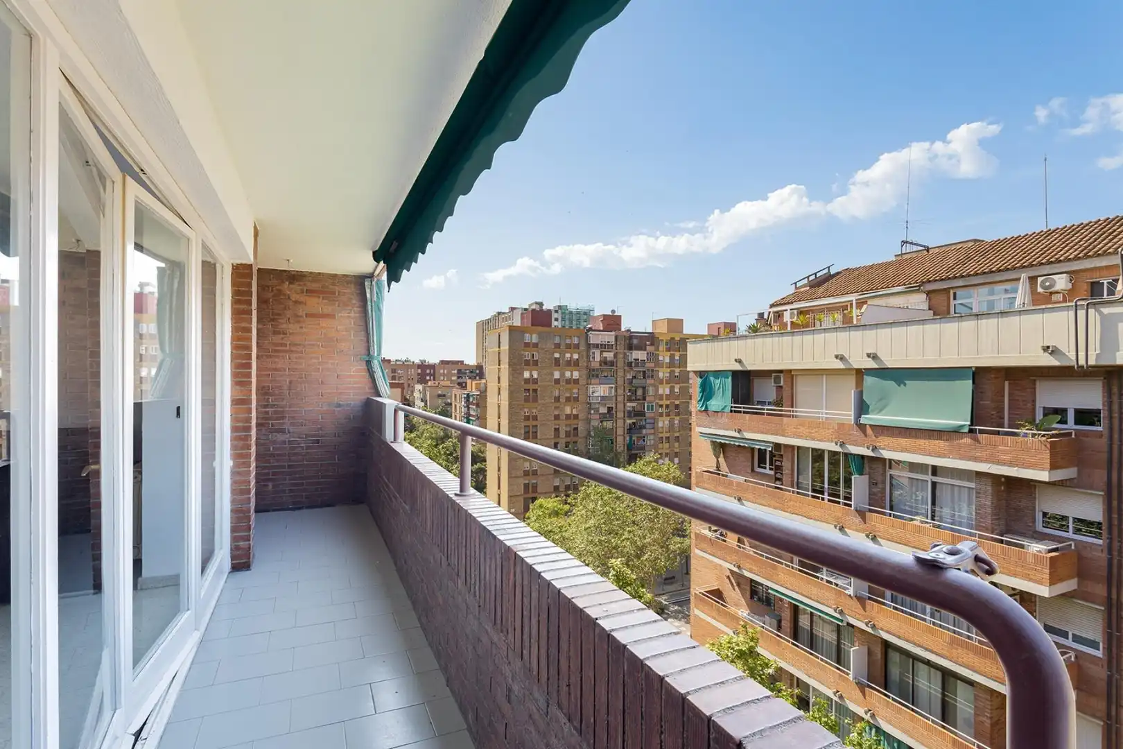 Terrassa de Pis en venda en Barcelona amb Calefacció i Balcó