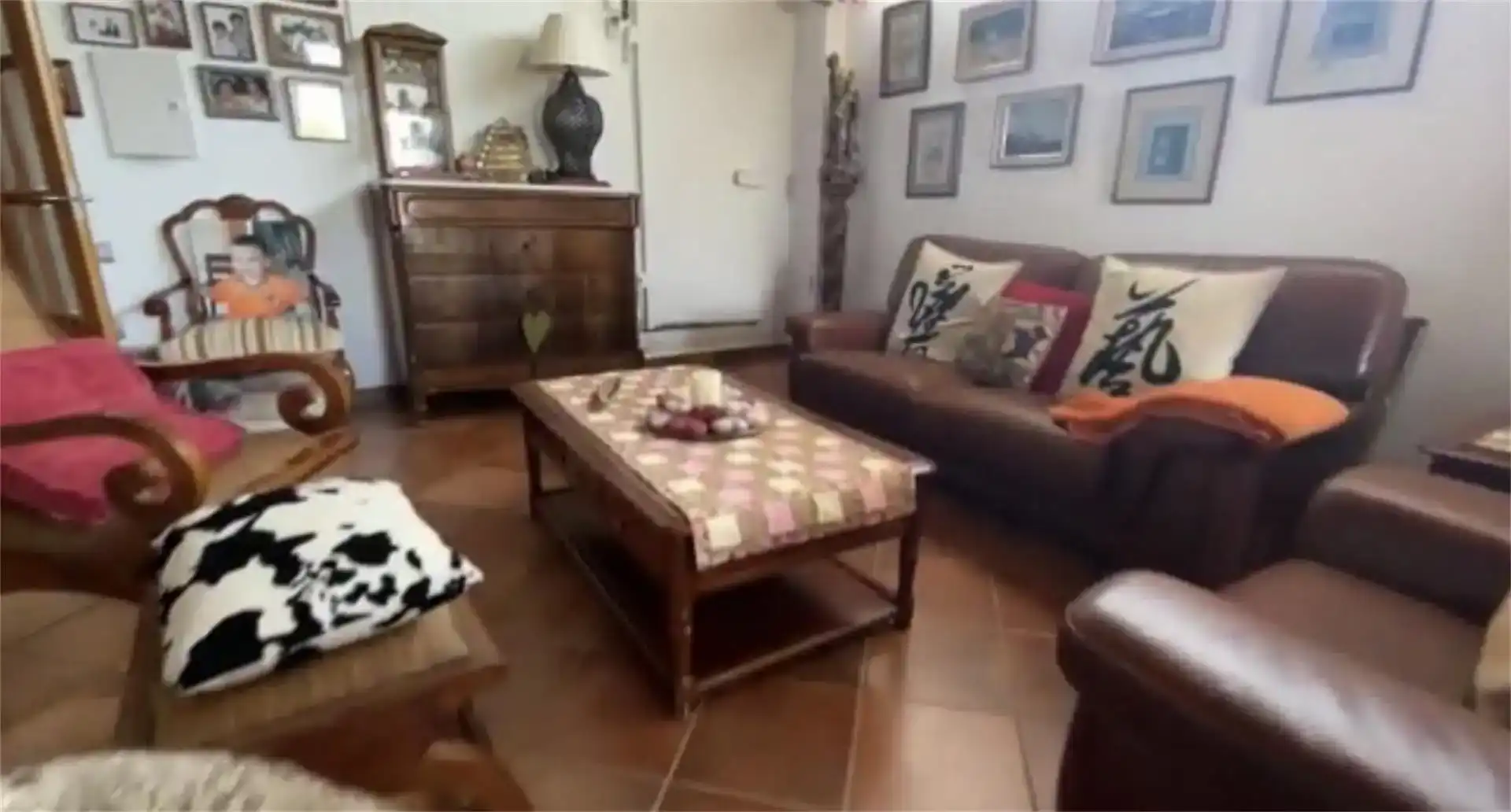 Sala d'estar de Finca rústica en venda en El Pla de Santa Maria amb Aire condicionat, Jardí privat i Traster