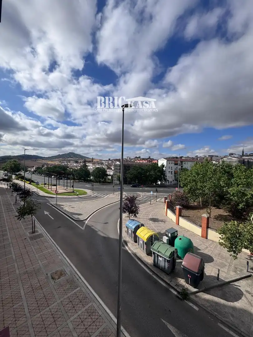 Exterior view of Flat for rent in Cáceres  with Air Conditioner, Heating and Terrace