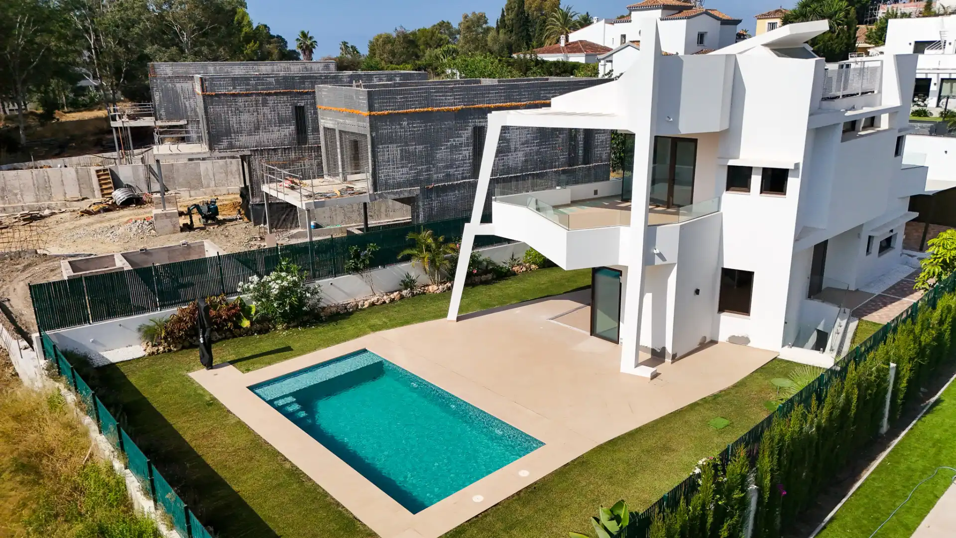 Piscina de Casa o chalet en venta en Estepona con Aire acondicionado, Jardín privado y Terraza