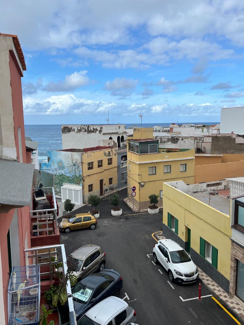 Vista exterior de Pis en venda en Puerto de la Cruz amb Moblat, Forn i Rentadora
