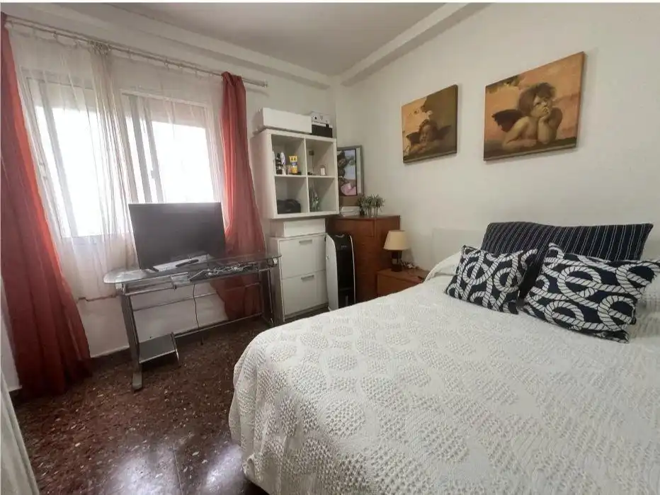 Habitación de Piso en venta en Valencia con Aire acondicionado, Calefacción y Balcón