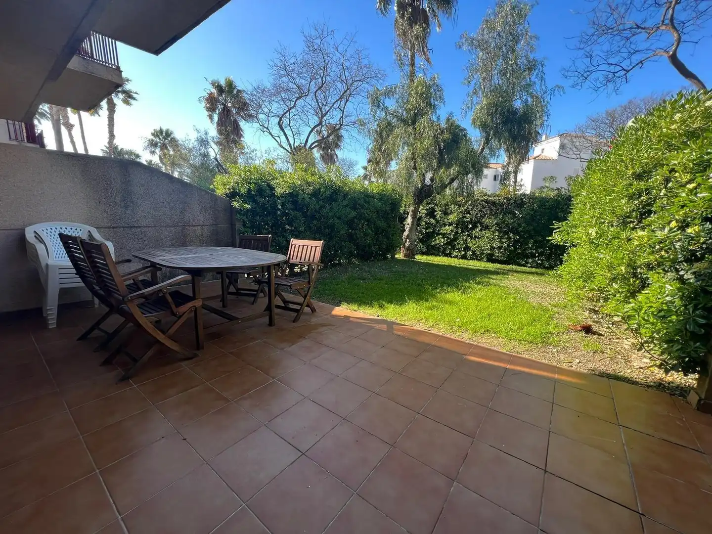 Jardín de Apartamento de alquiler en Rota con Jardín privado, Terraza y Amueblado